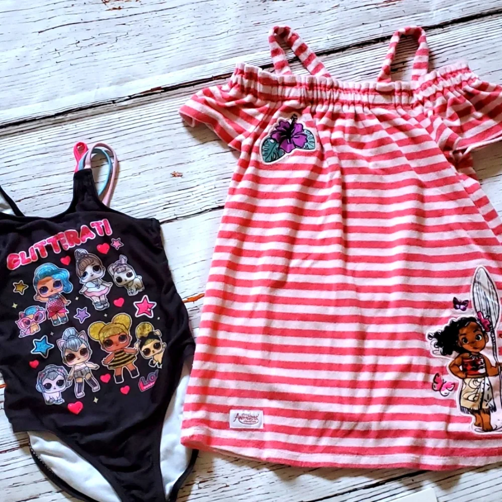 GIRLS SWIMMING CLOTHES BUNDLE (MOANA, LOL SURPRISE)